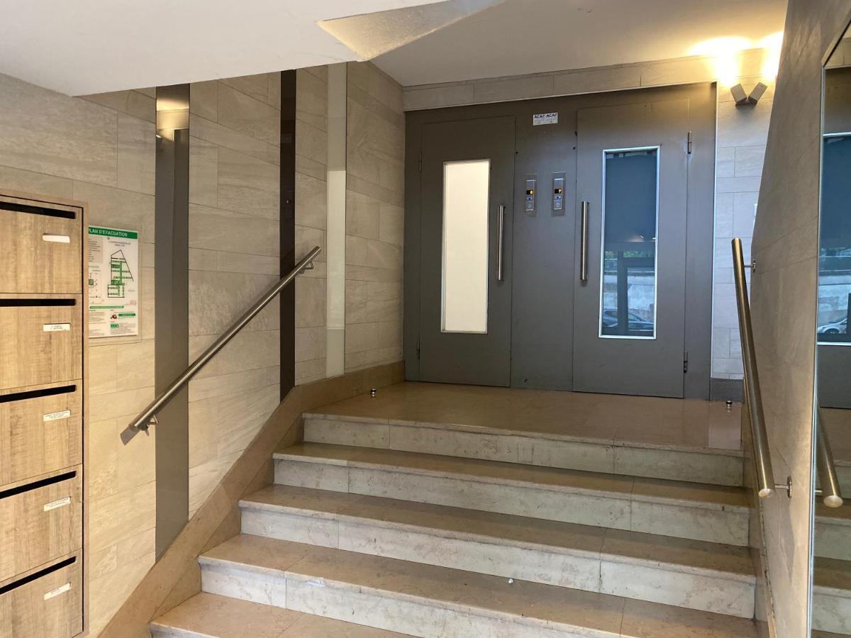 Ferienwohnung Le Rockefeller Lyon Exterior foto